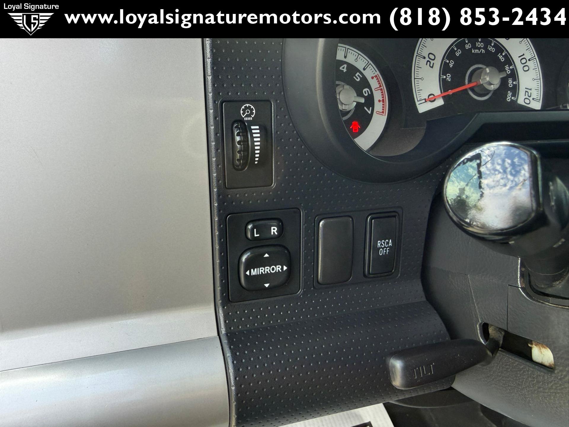 Used 2014 Toyota FJ Cruiser 4WD w/ Upgrade Package image 19