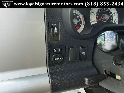 Used 2014 Toyota FJ Cruiser 4WD w/ Upgrade Package image 19