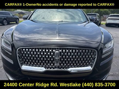 Used 2022 Lincoln Nautilus Reserve AWD/4WD image 2
