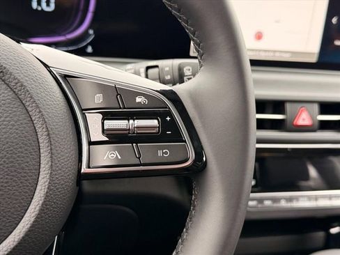 New 2026 Kia Seltos S AWD/4WD image 18