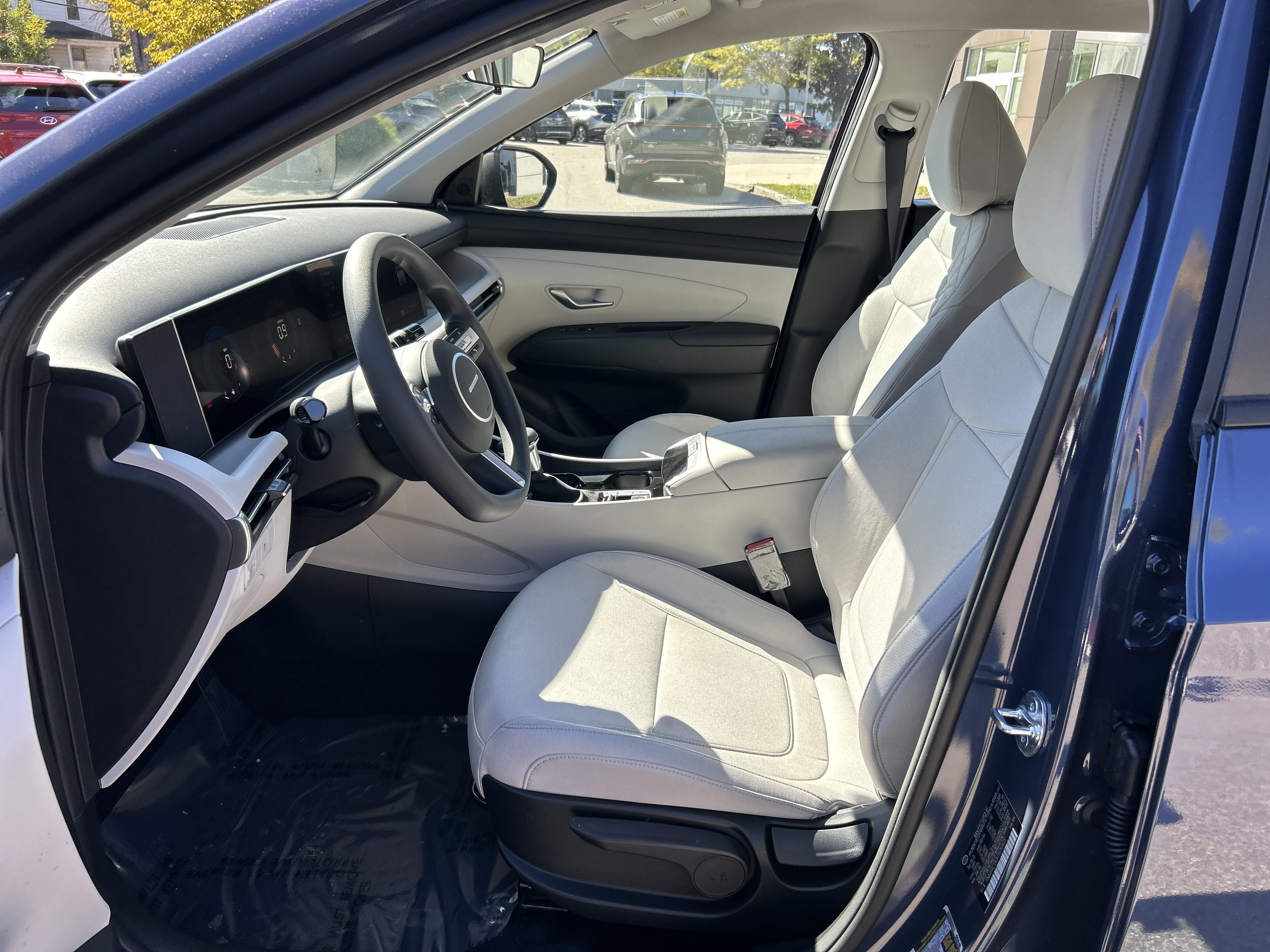New 2026 Hyundai Tucson SE AWD/4WD image 4