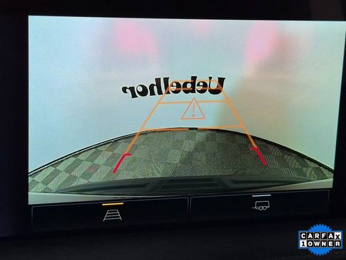 Used 2022 Chevrolet Suburban LT image 30