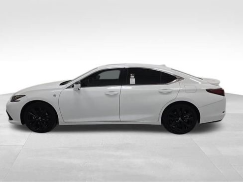 Used 2022 Lexus ES 350 F Sport image 3