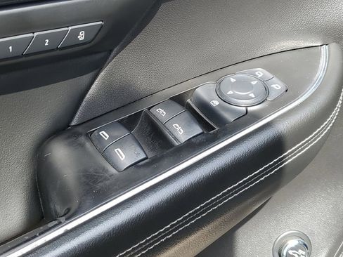 Used 2021 Buick Envision Essence w/ Sport Touring Package FWD image 26