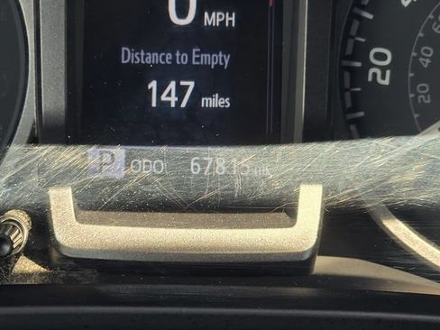 Used 2023 Toyota Tacoma TRD Sport AWD/4WD image 30