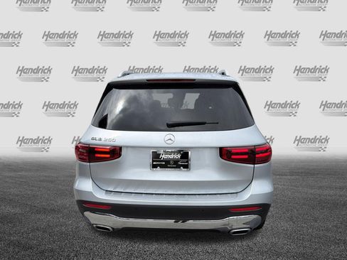 New 2026 Mercedes-Benz GLB 250 image 8