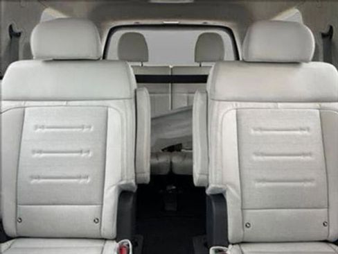 Used 2025 Hyundai Santa Fe Calligraphy image 15