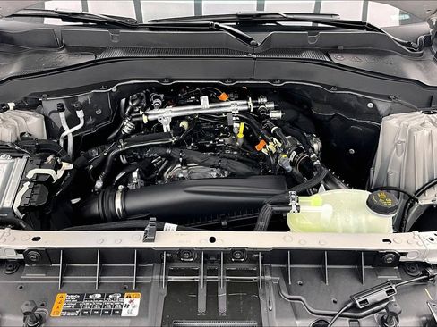New 2026 Ford Explorer Active w/ Active Comfort Package AWD/4WD image 12