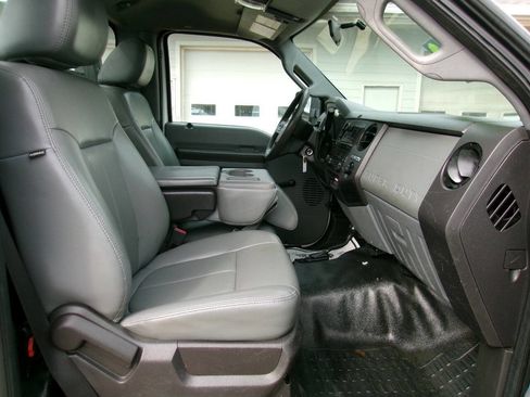 Used 2012 Ford F350 XL w/ Skid Plate Pkg image 10