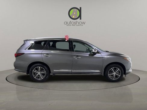 Used 2019 INFINITI QX60 Luxe w/ Essential Package image 8