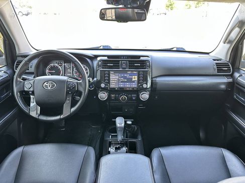 Used 2024 Toyota 4Runner TRD Off-Road Premium w/ Off Road Premium Plus Package AWD/4WD image 29
