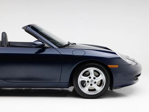 Used 2000 Porsche 911 Carrera 4 AWD/4WD image 39