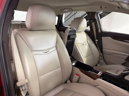 Used 2014 Cadillac XTS Luxury FWD image 24
