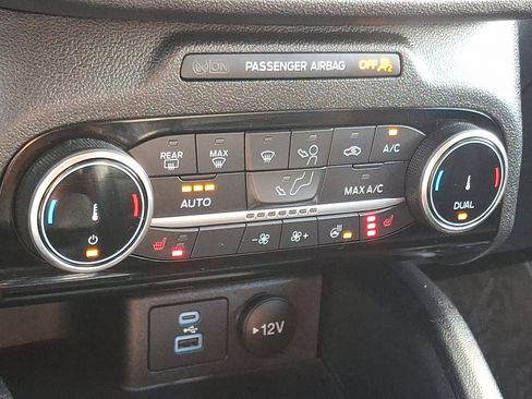 Certified 2022 Ford Escape SEL image 15