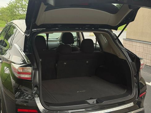 Used 2018 Nissan Murano S image 23