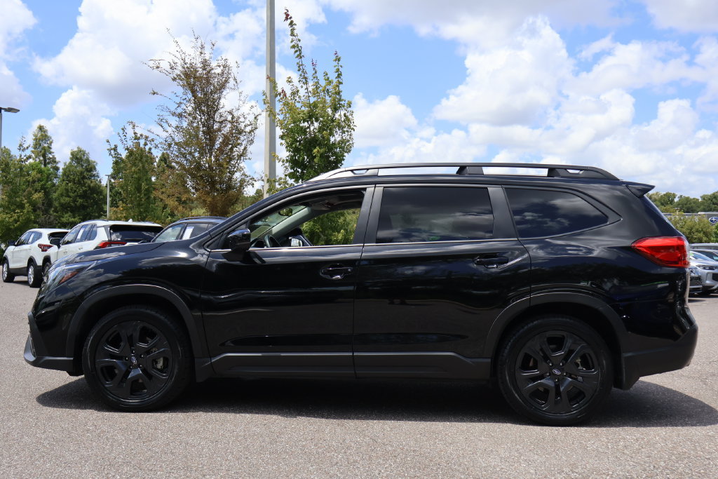 Used 2024 Subaru Ascent Onyx Edition Limited w/ Popular Package Onyx AWD/4WD image 4