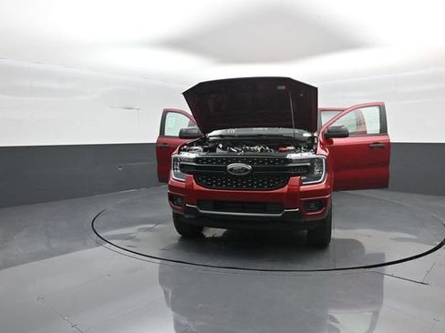 New 2026 Ford Ranger XLT w/ Black Appearance Package AWD/4WD image 39