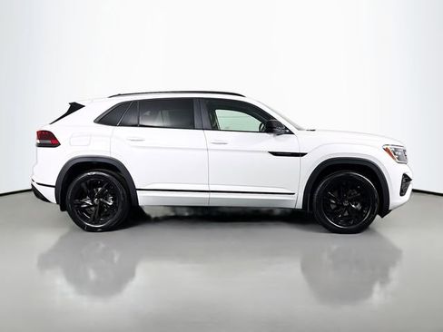 New 2026 Volkswagen Atlas Cross Sport SEL R-Line image 8