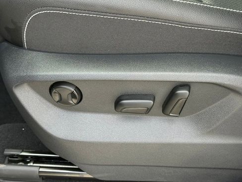 New 2026 Volkswagen Atlas SE image 12