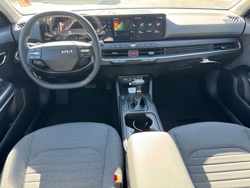 New 2025 Kia K4 EX image 22