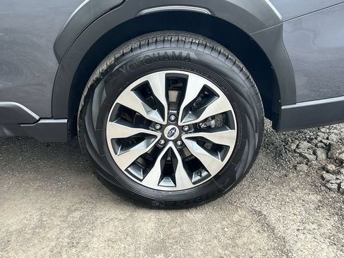 Certified 2023 Subaru Outback Limited AWD/4WD image 11