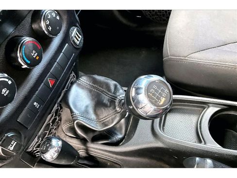 Used 2015 Jeep Wrangler Unlimited Sport w/ Max Tow Package AWD/4WD image 16