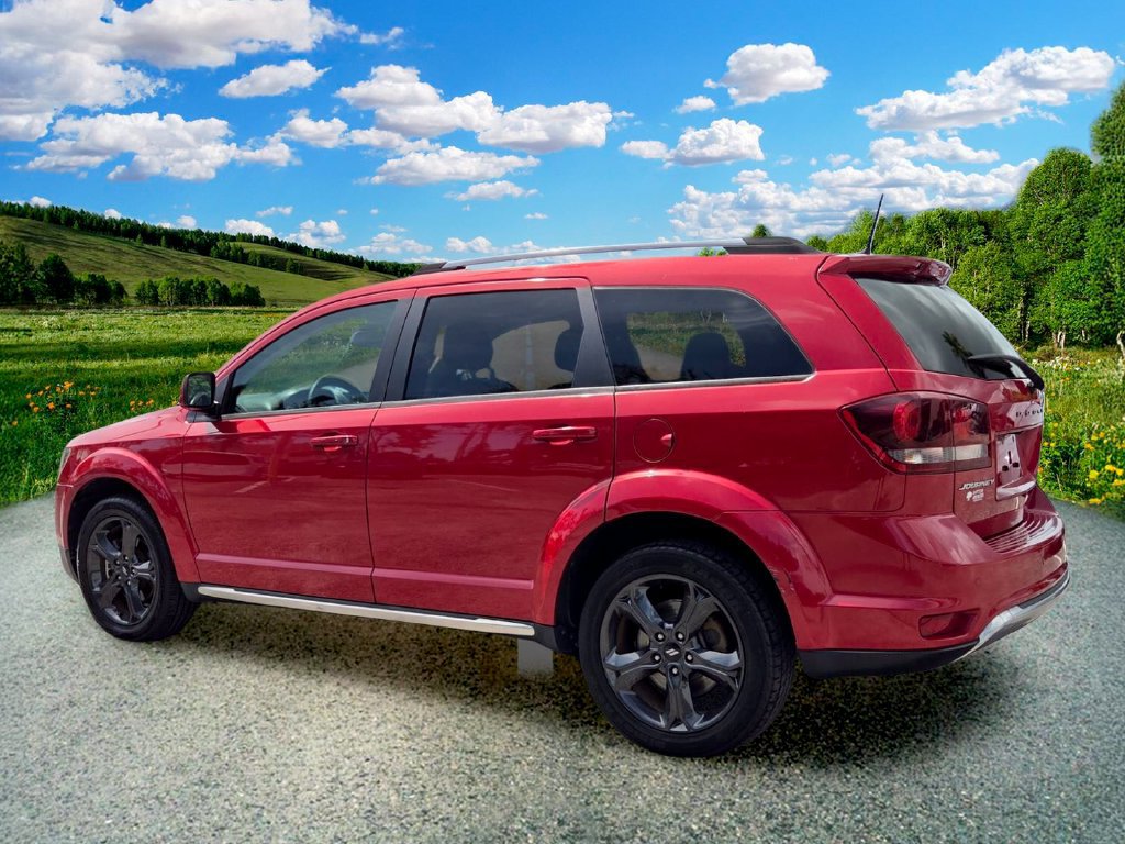 Used 2020 Dodge Journey Crossroad FWD image 4