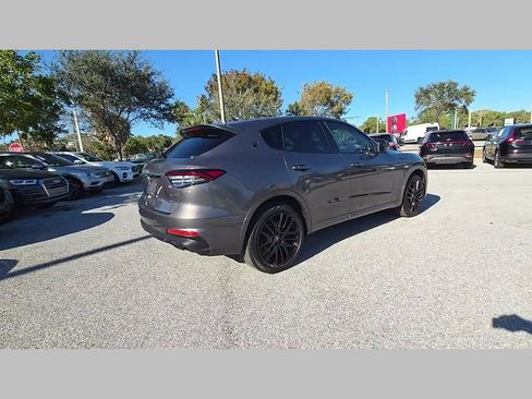Used 2022 Maserati Levante Modena image 34