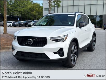 Used 2024 Volvo XC40 B5 Plus w/ Protection Package Premier