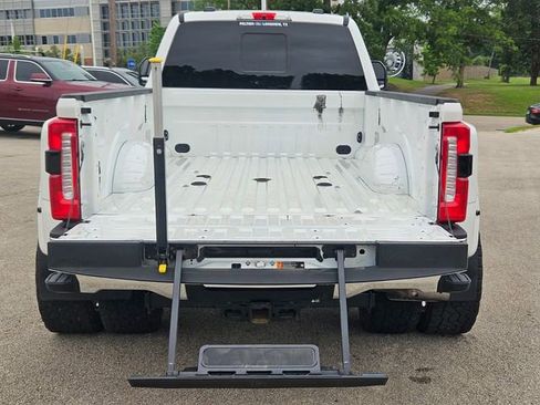Used 2024 Ford F450 Lariat w/ Lariat Ultimate Package AWD/4WD image 16