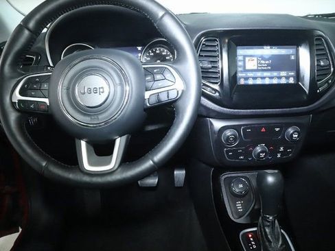 Used 2018 Jeep Compass Latitude w/ Popular Equipment Group image 27