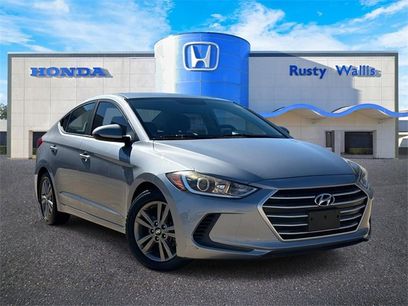 Used 2017 Hyundai Elantra SE
