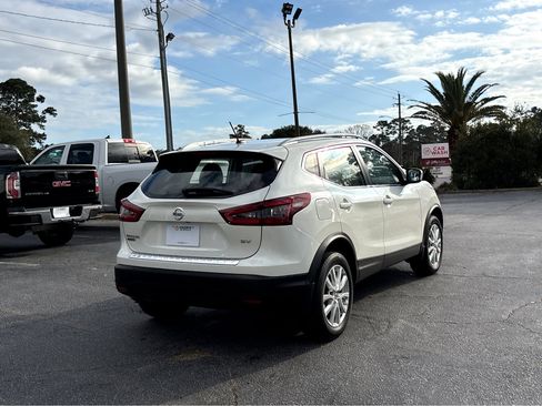 Used 2022 Nissan Rogue Sport SV image 22