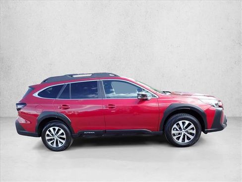 Certified 2025 Subaru Outback Premium w/ Popular Package #1A AWD/4WD image 5