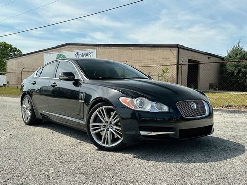 Used 2011 Jaguar XF Supercharged RWD image 1
