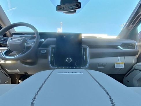 New 2026 GMC Yukon Denali w/ Sun & Power Step Package AWD/4WD image 27