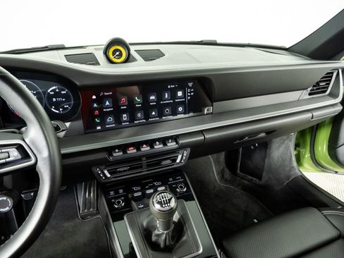 Used 2022 Porsche 911 Carrera S RWD image 13