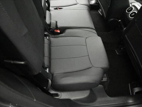 Certified 2026 Mercedes-Benz GLB 250 4MATIC image 25