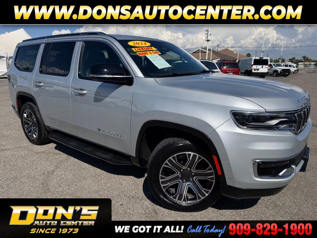 Used 2024 Jeep Wagoneer Series II w/ Flexible Seating Group RWD image 1