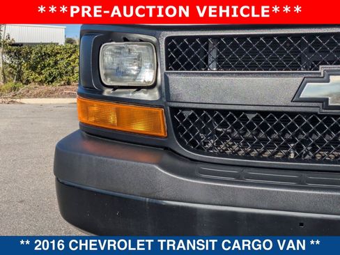Used 2016 Chevrolet Express 2500 Work Van image 9