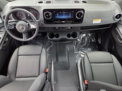 New 2026 Mercedes-Benz Sprinter 2500 image 17