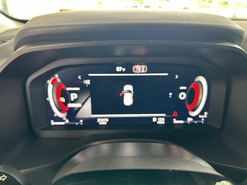 Used 2026 Nissan Rogue SL FWD image 47