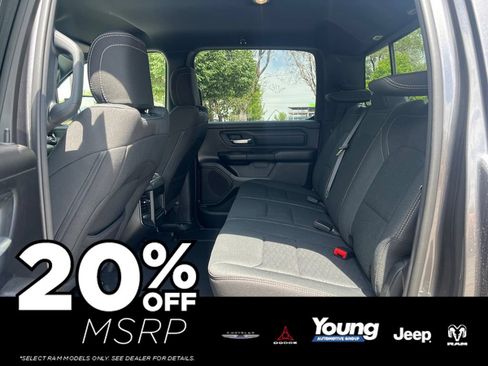 New 2026 RAM 1500 Express AWD/4WD image 22