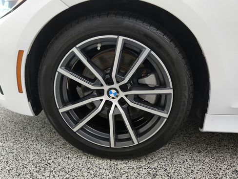 Used 2021 BMW 330i Sedan w/ Convenience Package RWD image 37