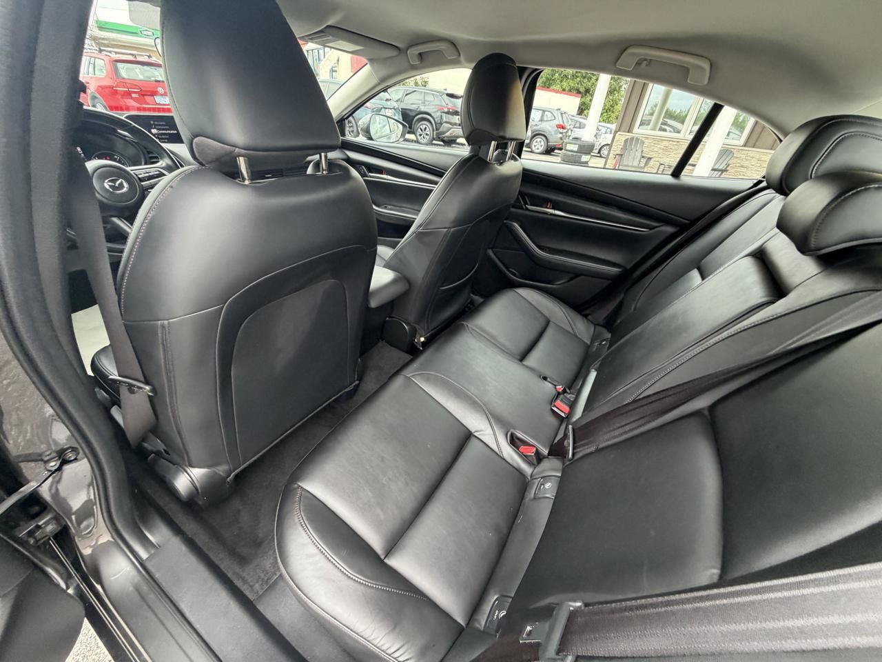 Used 2021 MAZDA MAZDA3 s FWD image 10