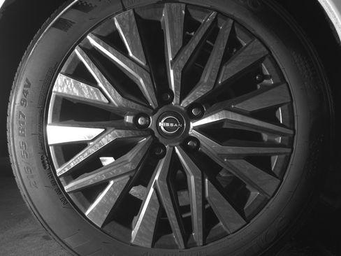 Used 2025 Nissan Altima 2.5 SV image 12