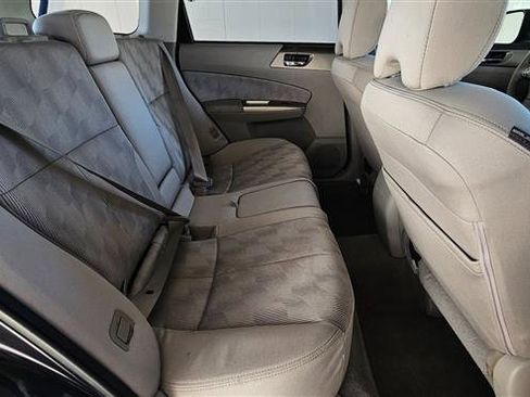 Used 2010 Subaru Forester 2.5X Premium w/ Rugged Pkg 1C image 15