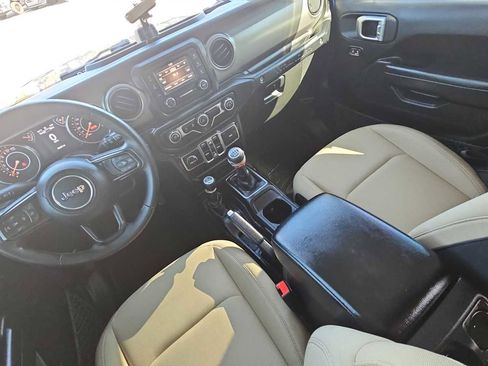 Used 2018 Jeep Wrangler Unlimited Sport S image 21