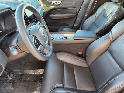 Used 2023 Volvo XC60 B6 Ultimate w/ Climate Package