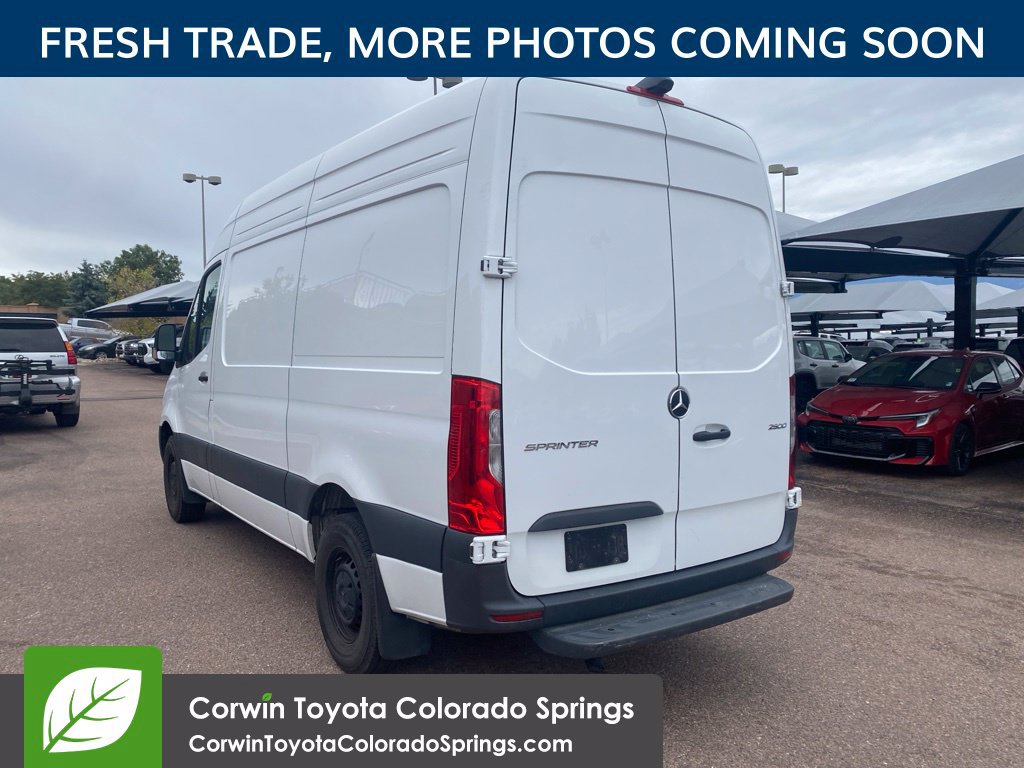 Used 2025 Mercedes-Benz Sprinter 2500 image 5